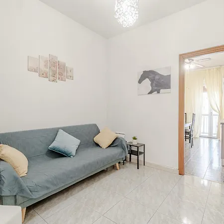 Apartament Guesthost - Bright Near Parco Dora - Two Balconies