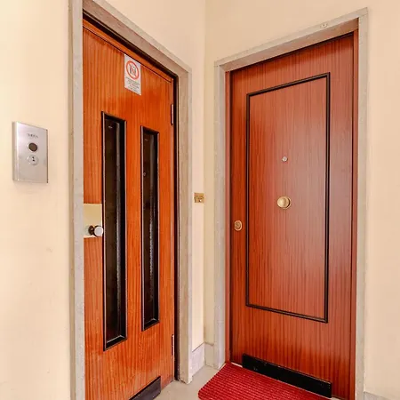 Apartament Guesthost - Bright Near Parco Dora - Two Balconies