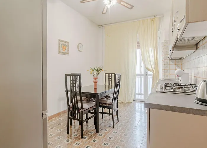 Guesthost - Bright Near Parco Dora - Two Balconies شقة تورينو