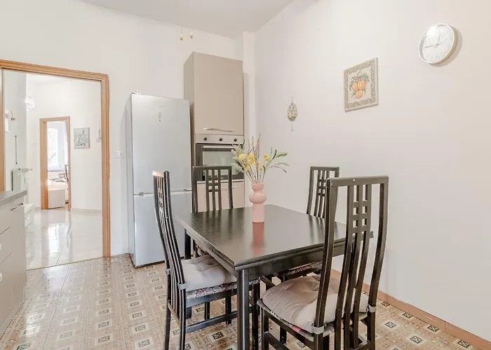 Guesthost - Bright Near Parco Dora - Two Balconies Apartament Turyn