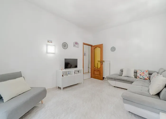 Guesthost - Bright Near Parco Dora - Two Balconies *